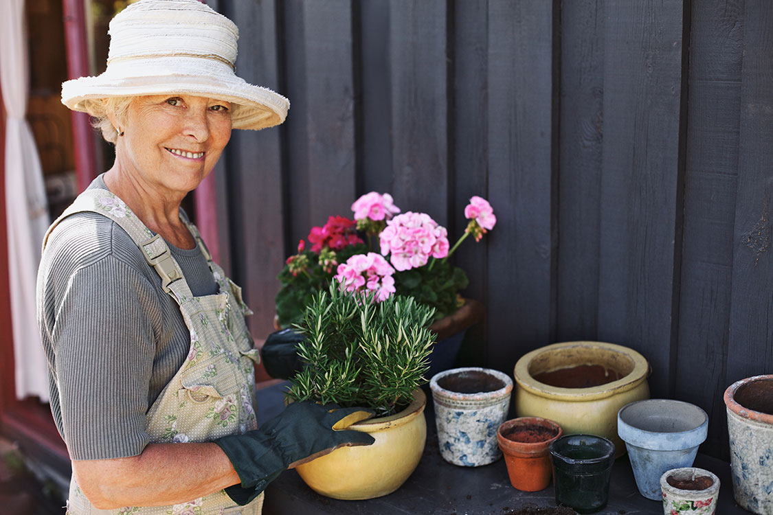 Woman Potting Plants Shop Medicare – Woman Potting Plants